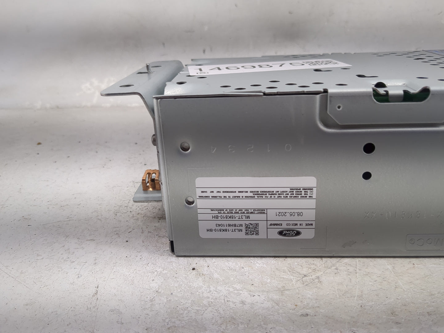 2021-2022 Ford F-150 Radio AM FM Cd Player Receiver Replacement P/N:ML3T-18K810-BH M7BH611043 Fits Fits 2021 2022 OEM Used A