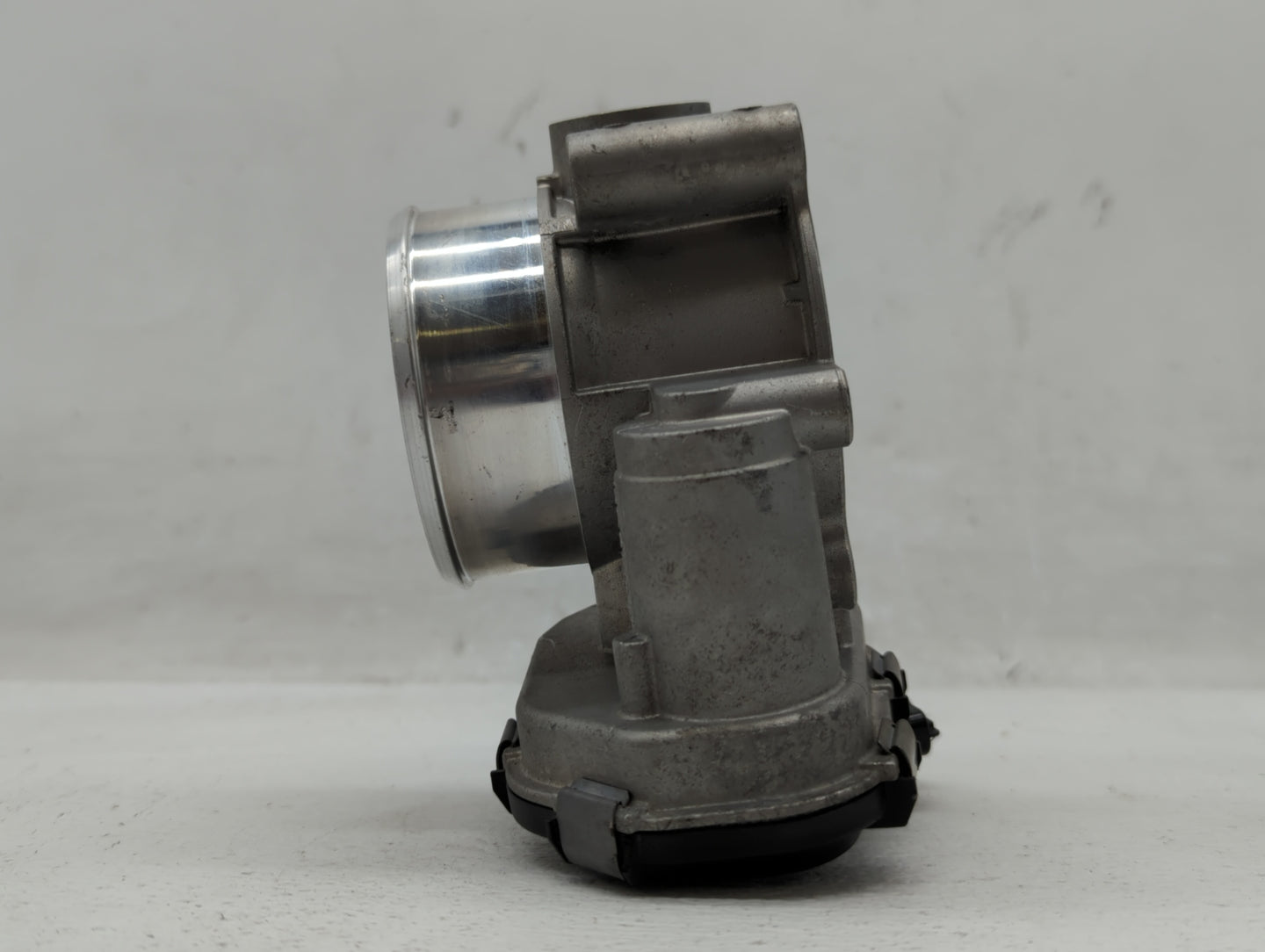 2017-2022 Ford F-150 Throttle Body P/N:HL3E-9F991-AA Fits Fits 2017 2018 2019 2020 2021 2022 OEM Used Auto Parts - Oemusedau