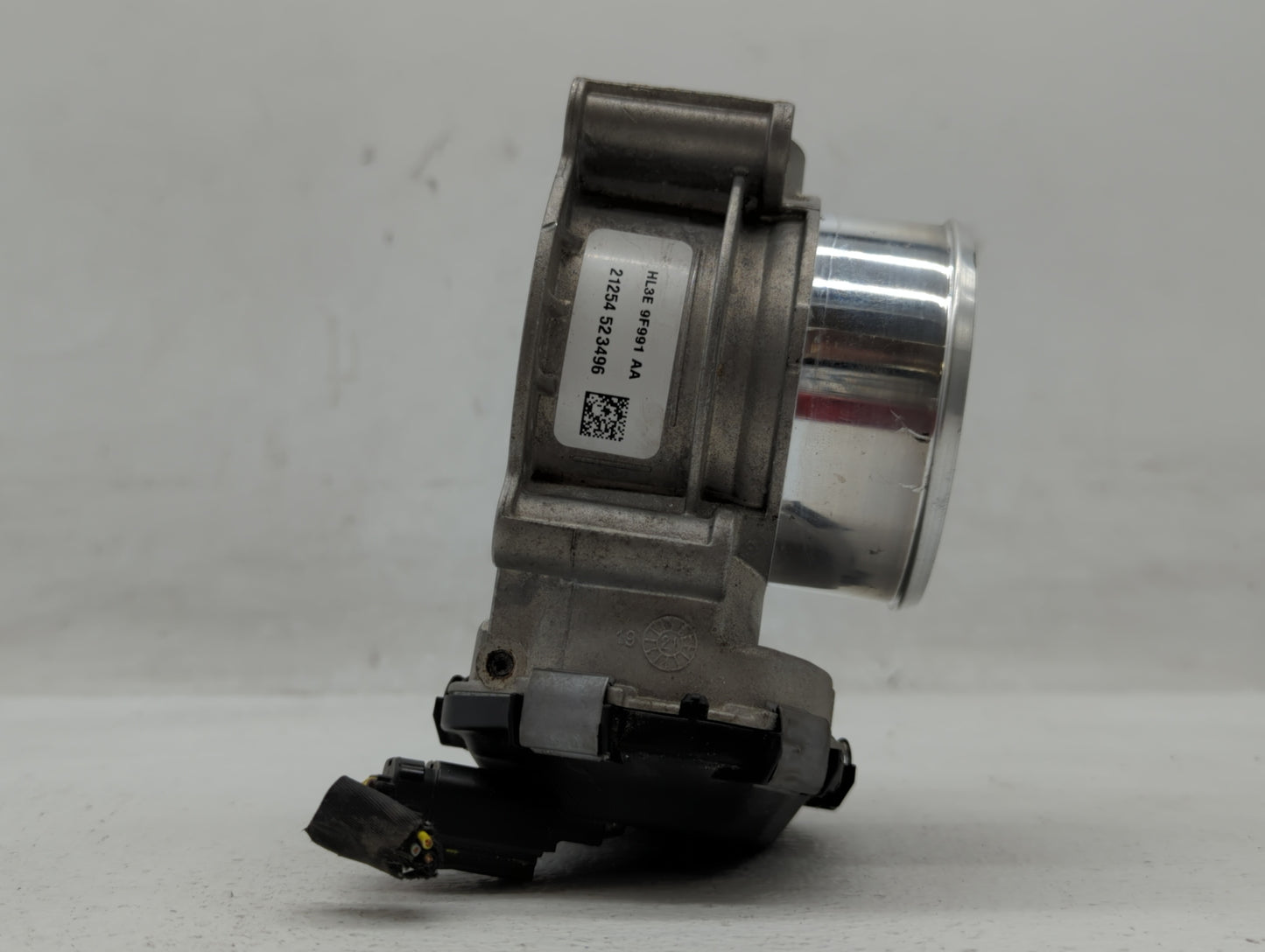 2017-2022 Ford F-150 Throttle Body P/N:HL3E-9F991-AA Fits Fits 2017 2018 2019 2020 2021 2022 OEM Used Auto Parts - Oemusedau