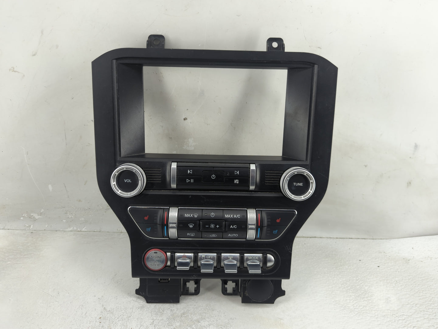 2021 Ford Mustang Climate Control Module Temperature AC/Heater Replacement P/N:LR3T-18E245-FB Fits OEM Used Auto Parts - Oem