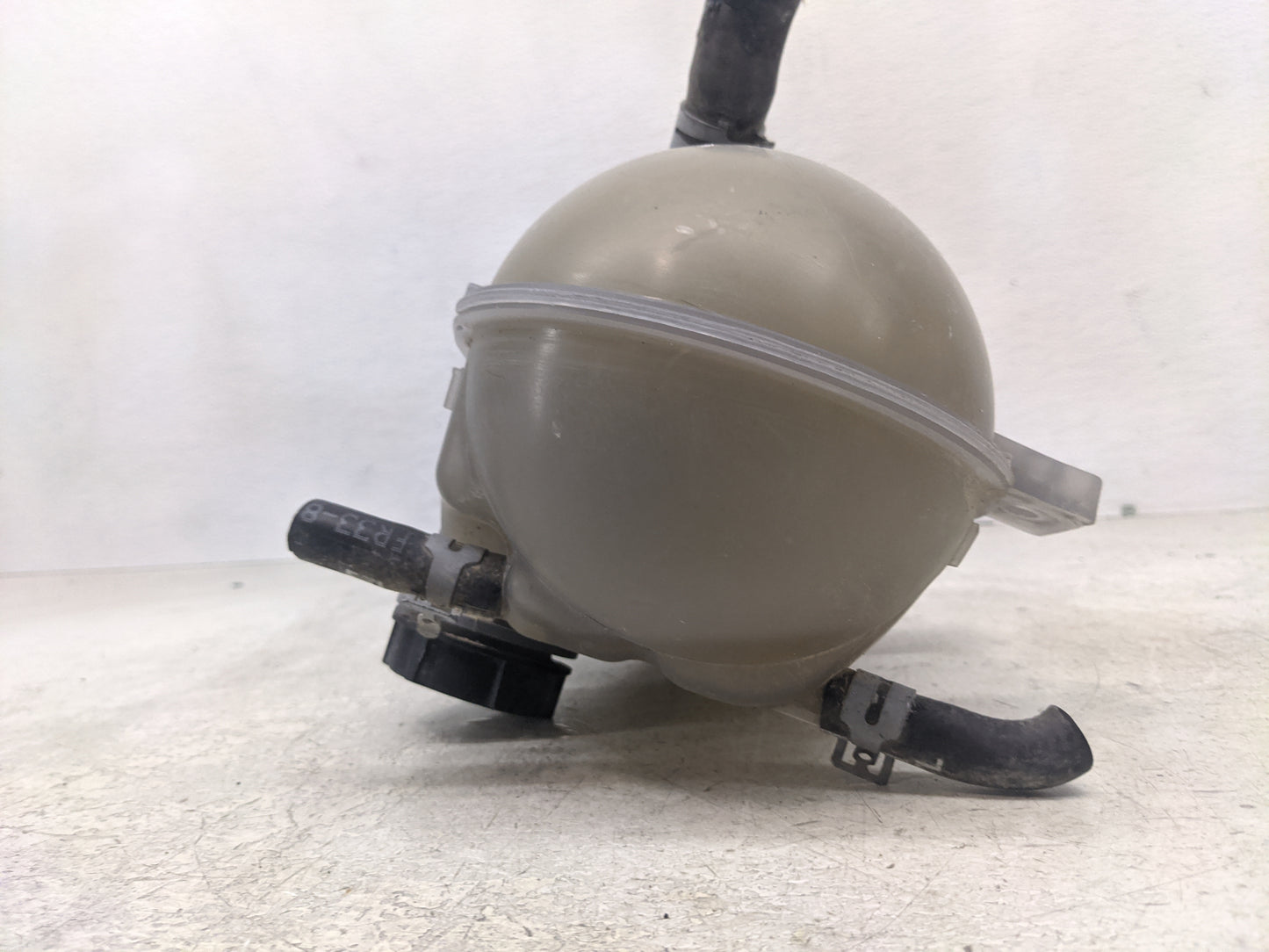 2021-2022 Ford Mustang Windshield Washer Fluid Reservoir Bottle Oem - Oemusedautoparts1.com