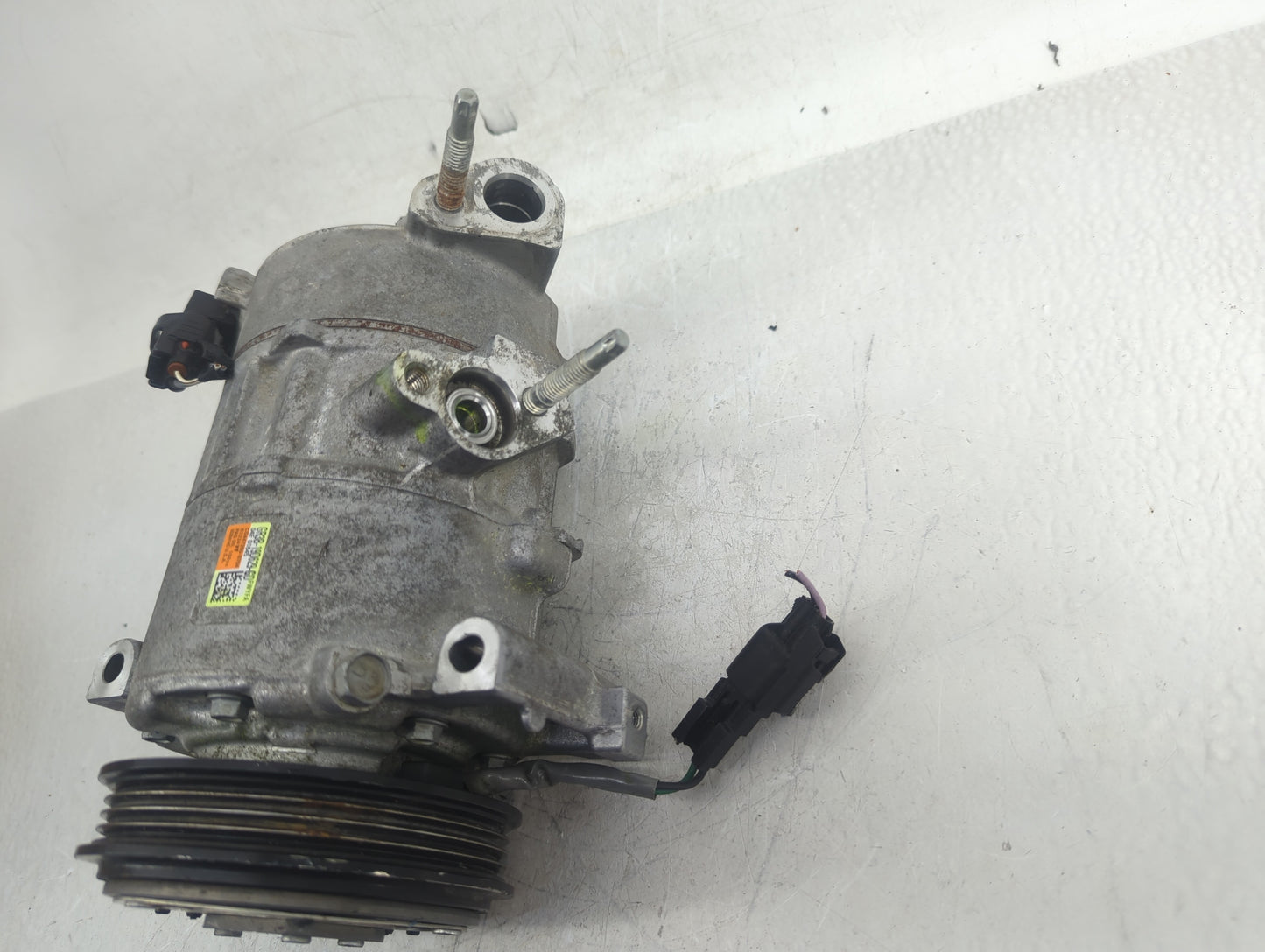 2018-2022 Ford Mustang Air Conditioning A/c Ac Compressor Oem - Oemusedautoparts1.com