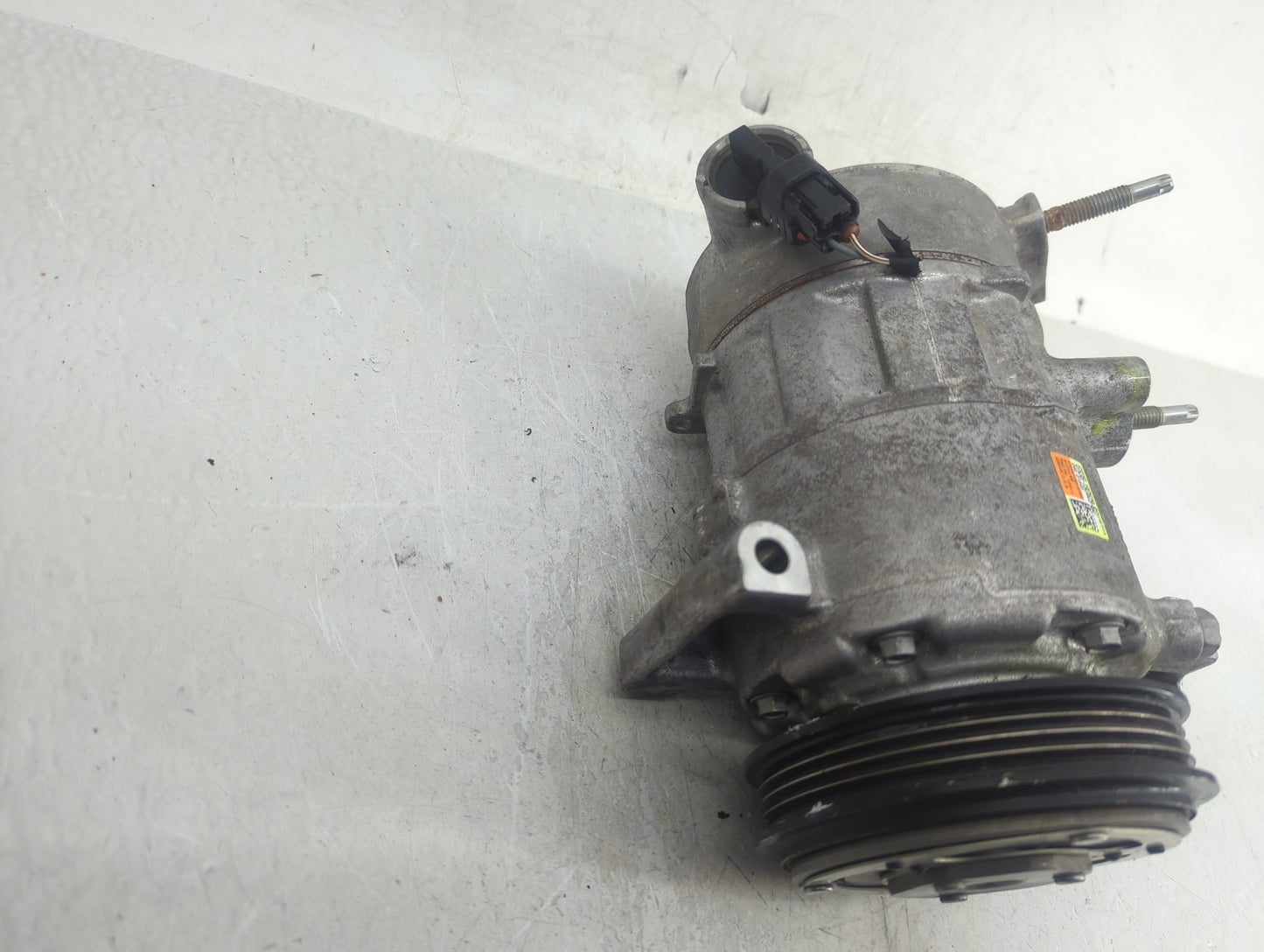 2018-2022 Ford Mustang Air Conditioning A/c Ac Compressor Oem - Oemusedautoparts1.com