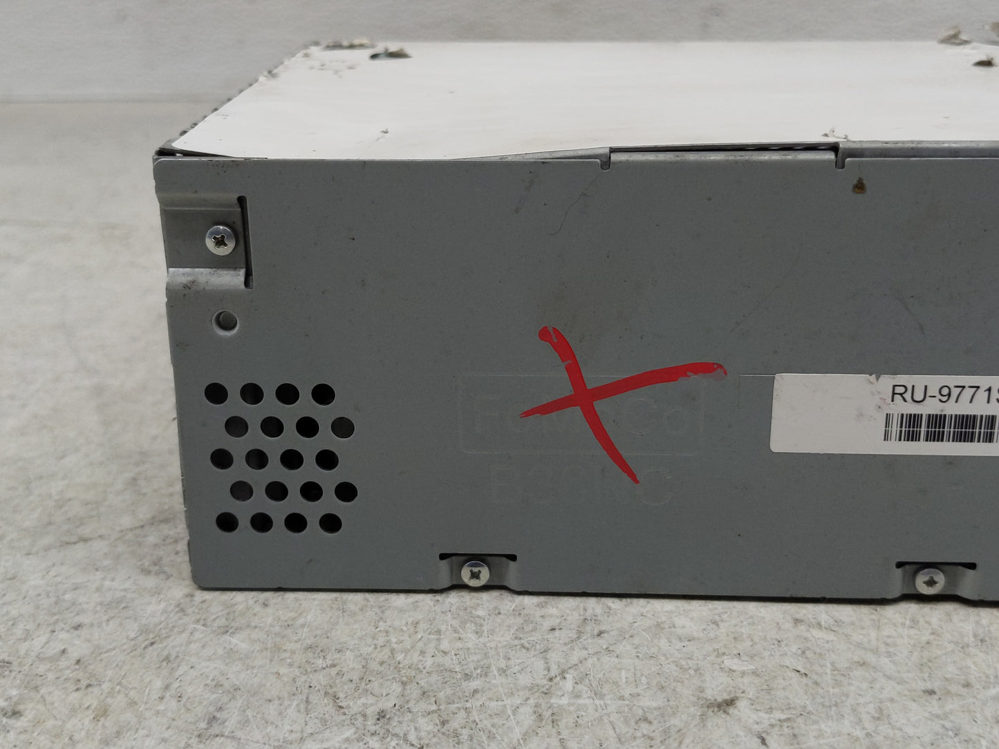 2019-2022 Ford Mustang Radio AM FM Cd Player Receiver Replacement P/N:LR3T-18D832-EG Fits Fits 2019 2020 2021 2022 OEM Used 