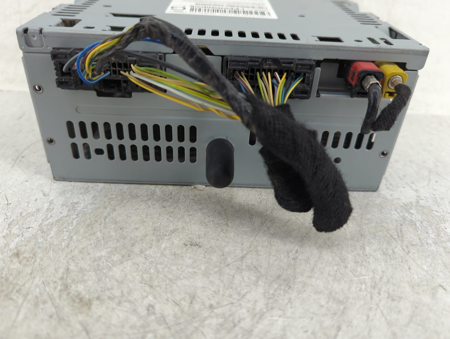 2021 Ford Mustang Radio AM FM Cd Player Receiver Replacement P/N:LR3T-18D832-EG Fits OEM Used Auto Parts - Oemusedautoparts1