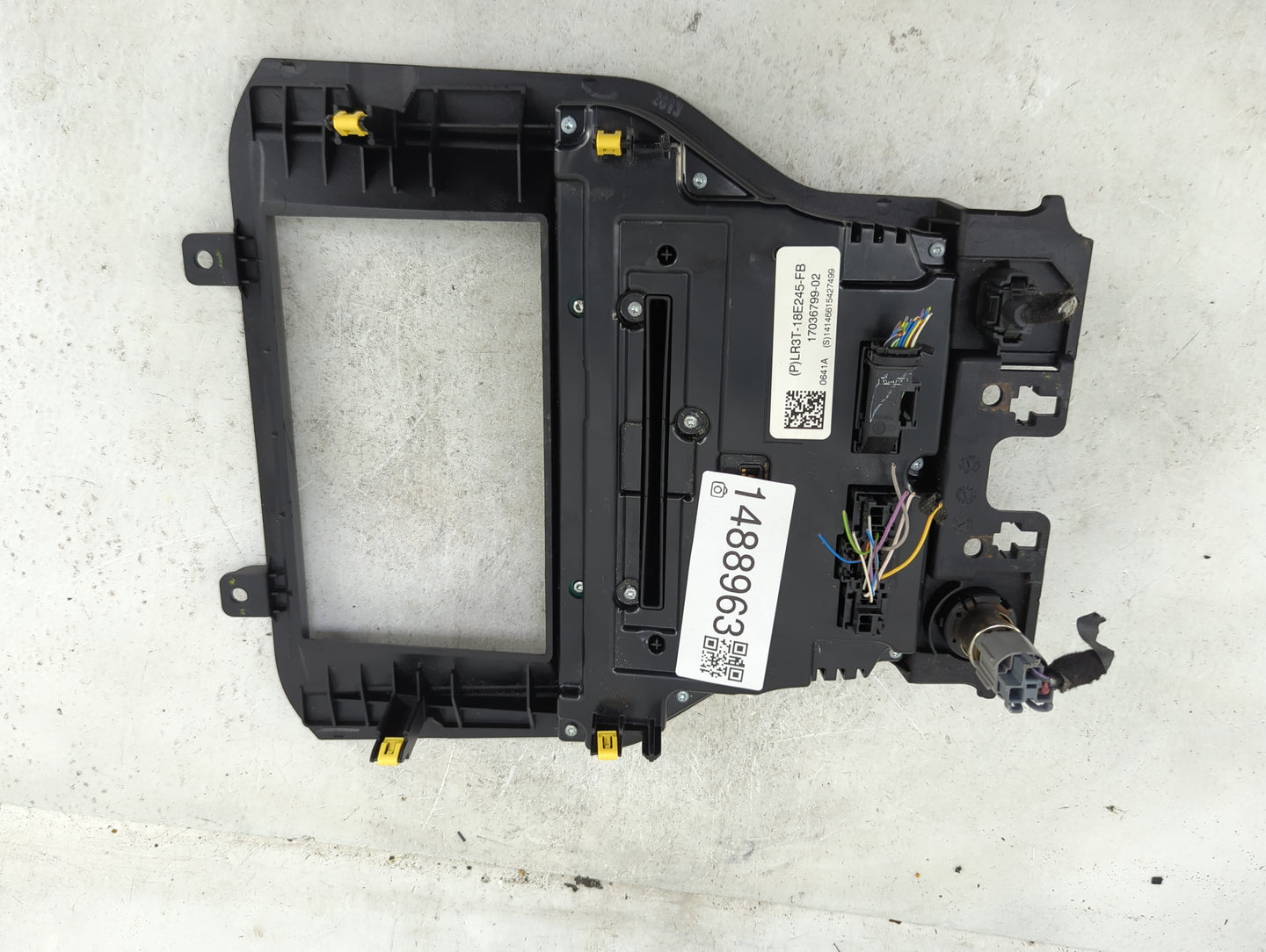 2021 Ford Mustang Radio Control Panel - Oemusedautoparts1.com