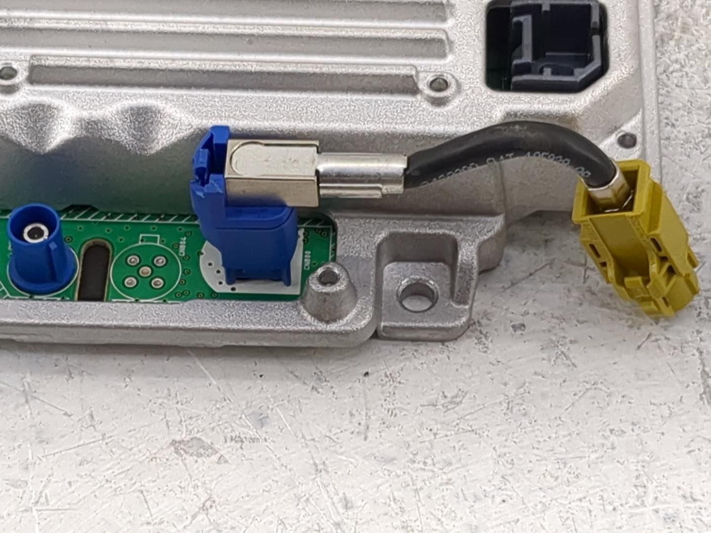 2021 Ford Mustang Communication Control Module - Oemusedautoparts1.com