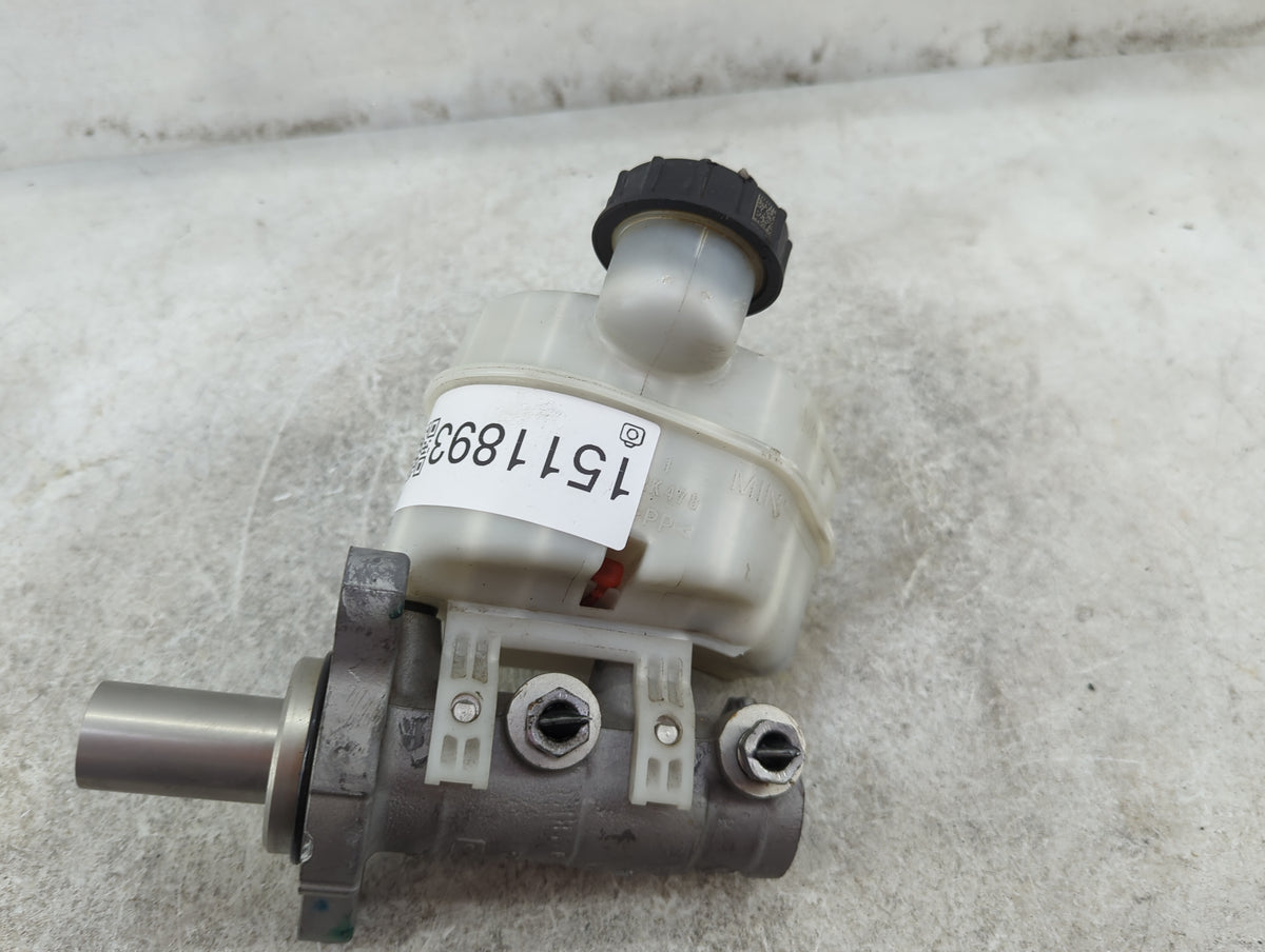 2015-2022 Ford Mustang Brake Master Cylinder 1511893 - Oemusedautoparts1.com