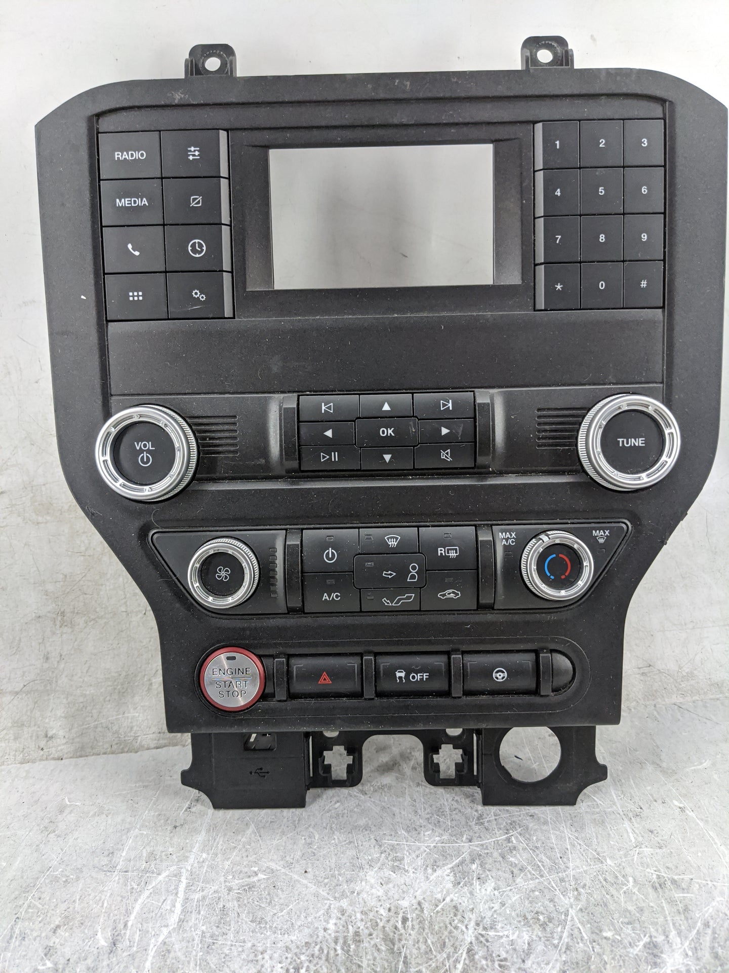 2021 Ford Mustang Climate Control Module Temperature AC/Heater Replacement P/N:LR3T-18E243-AB Fits OEM Used Auto Parts - Oem