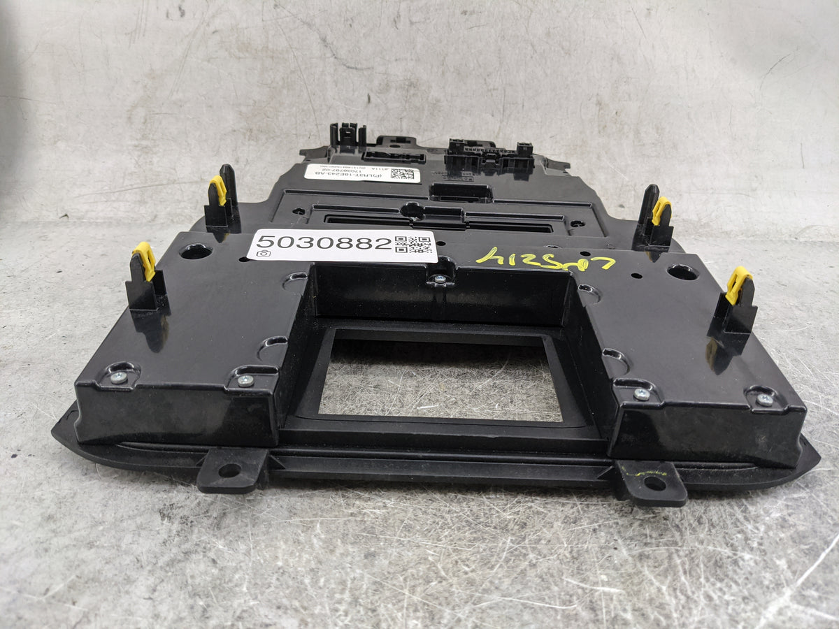 2021 Ford Mustang Climate Control Module Temperature AC/Heater Replacement P/N:LR3T-18E243-AB Fits OEM Used Auto Parts - Oem