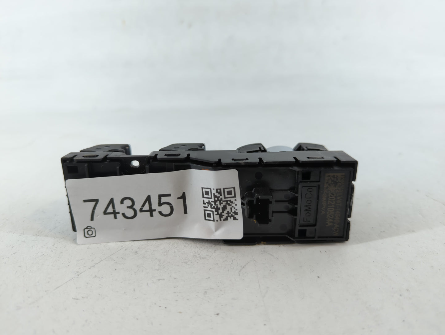 2015-2022 Ford Mustang Master Power Window Switch Replacement Driver Side Left P/N:20210524A LV4T-14540-ACW Fits OEM Used Au