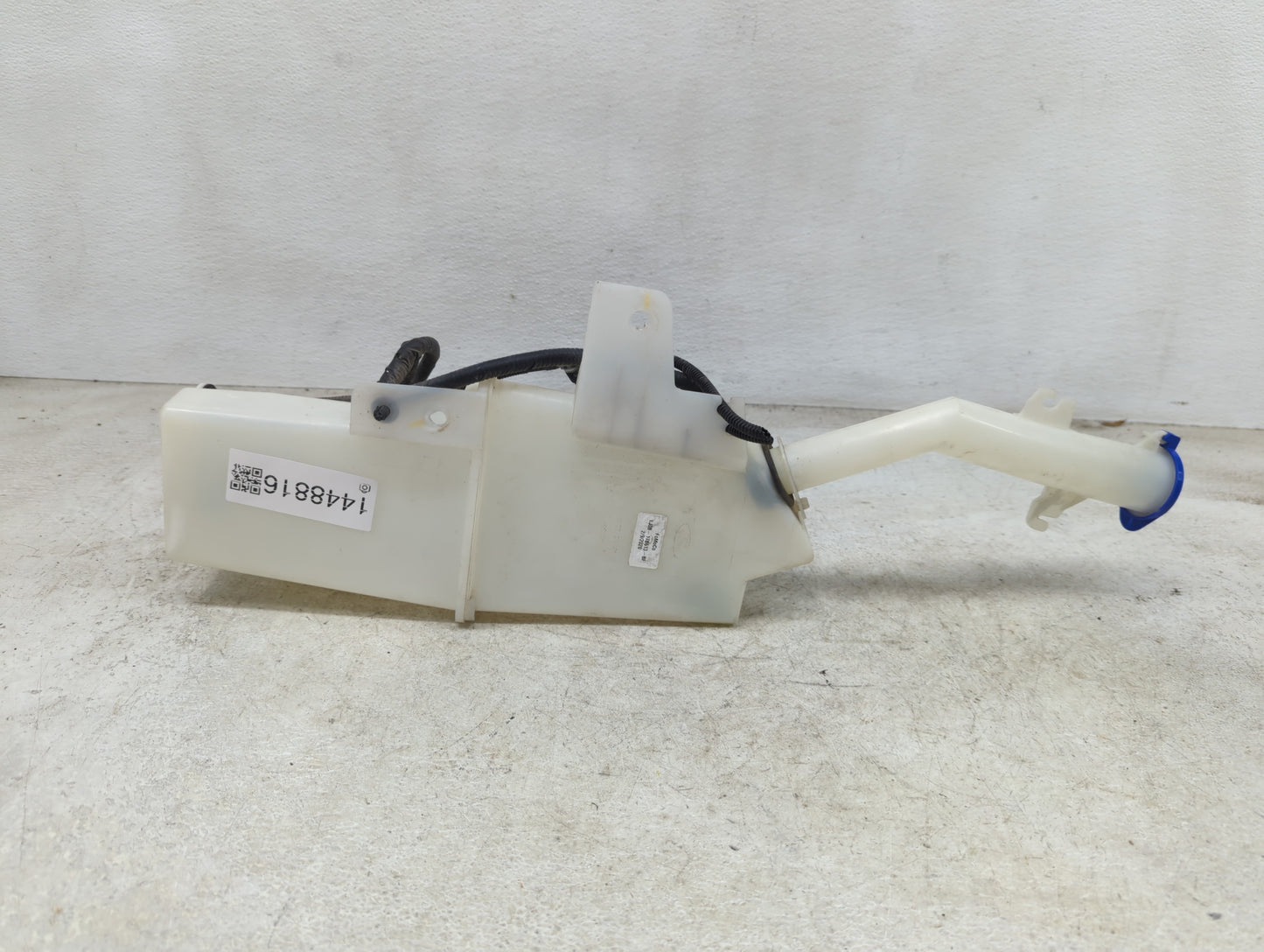 2021 Ford Mustang Mach-e Windshield Washer Fluid Reservoir Bottle Oem - Oemusedautoparts1.com