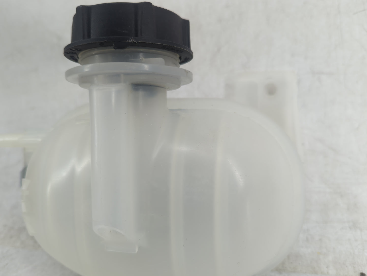 2021 Ford Mustang Mach-e Radiator Coolant Overflow Expansion Tank Bottle - Oemusedautoparts1.com