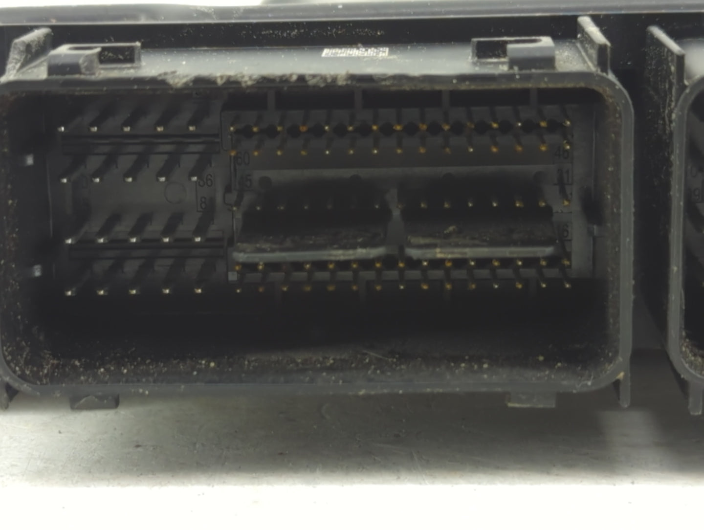 2021-2022 Ford Ranger PCM Engine Control Computer ECU ECM PCU OEM P/N:MB3A-12A650-SA Fits Fits 2021 2022 OEM Used Auto Parts
