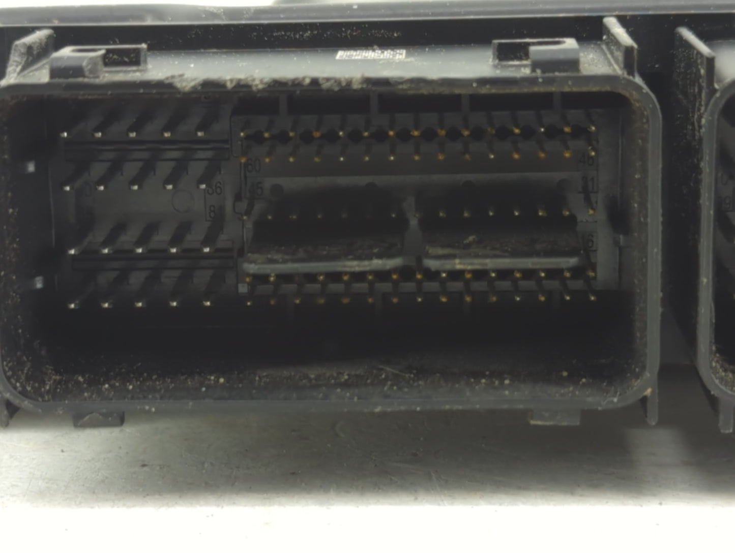 2021-2022 Ford Ranger PCM Engine Control Computer ECU ECM PCU OEM P/N:MB3A-12A650-SA Fits Fits 2021 2022 OEM Used Auto Parts