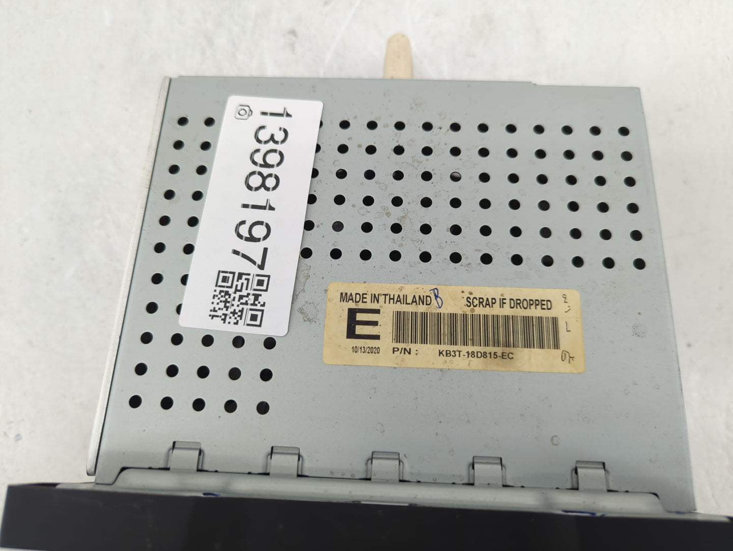 2019-2022 Ford Ranger Radio AM FM Cd Player Receiver Replacement P/N:EB3T-18D815-A Fits Fits 2019 2020 2021 2022 OEM Used Au