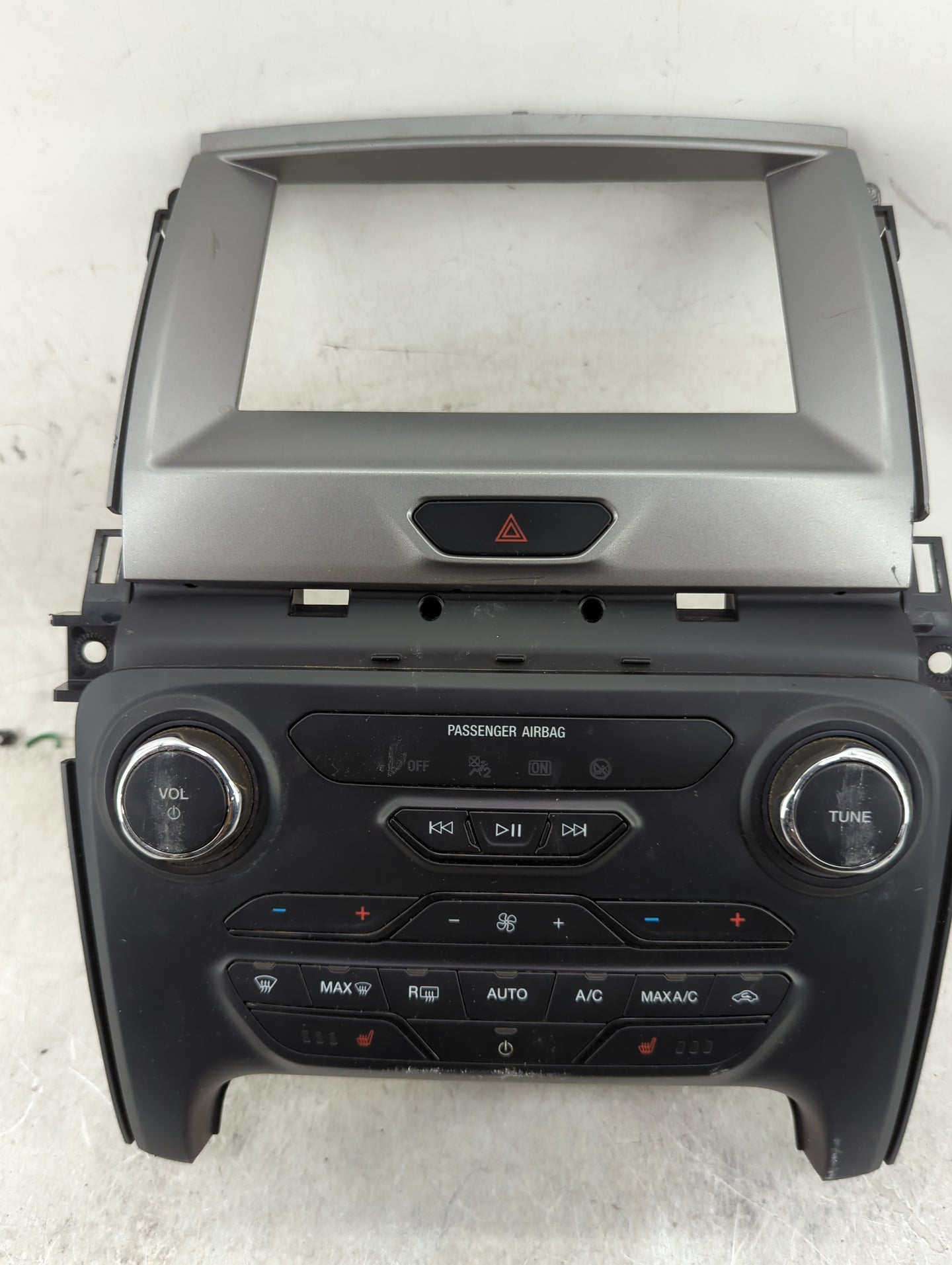 2019-2022 Ford Ranger Radio AM FM Cd Player Receiver Replacement P/N:KB3T-18E245-SD3ENU Fits Fits 2019 2020 2021 2022 OEM Us