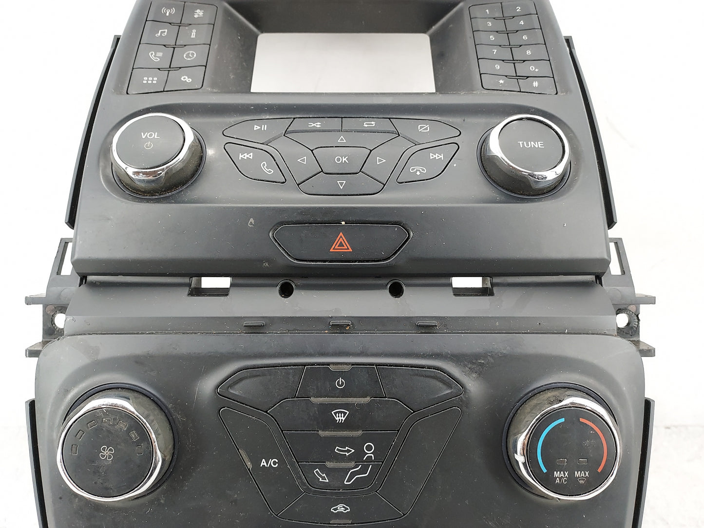 2019-2022 Ford Ranger Climate Control Module Temperature AC/Heater Replacement P/N:KB3T-18E243-JE3JA6 Fits OEM Used Auto Par