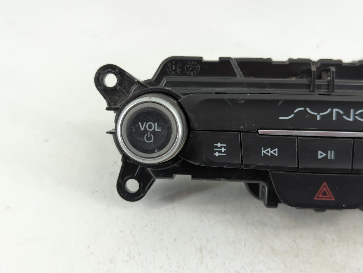 2019-2021 Ford Transit Radio AM FM Cd Player Receiver Replacement P/N:XXXX-18K811-XX Fits Fits 2019 2020 2021 OEM Used Auto 