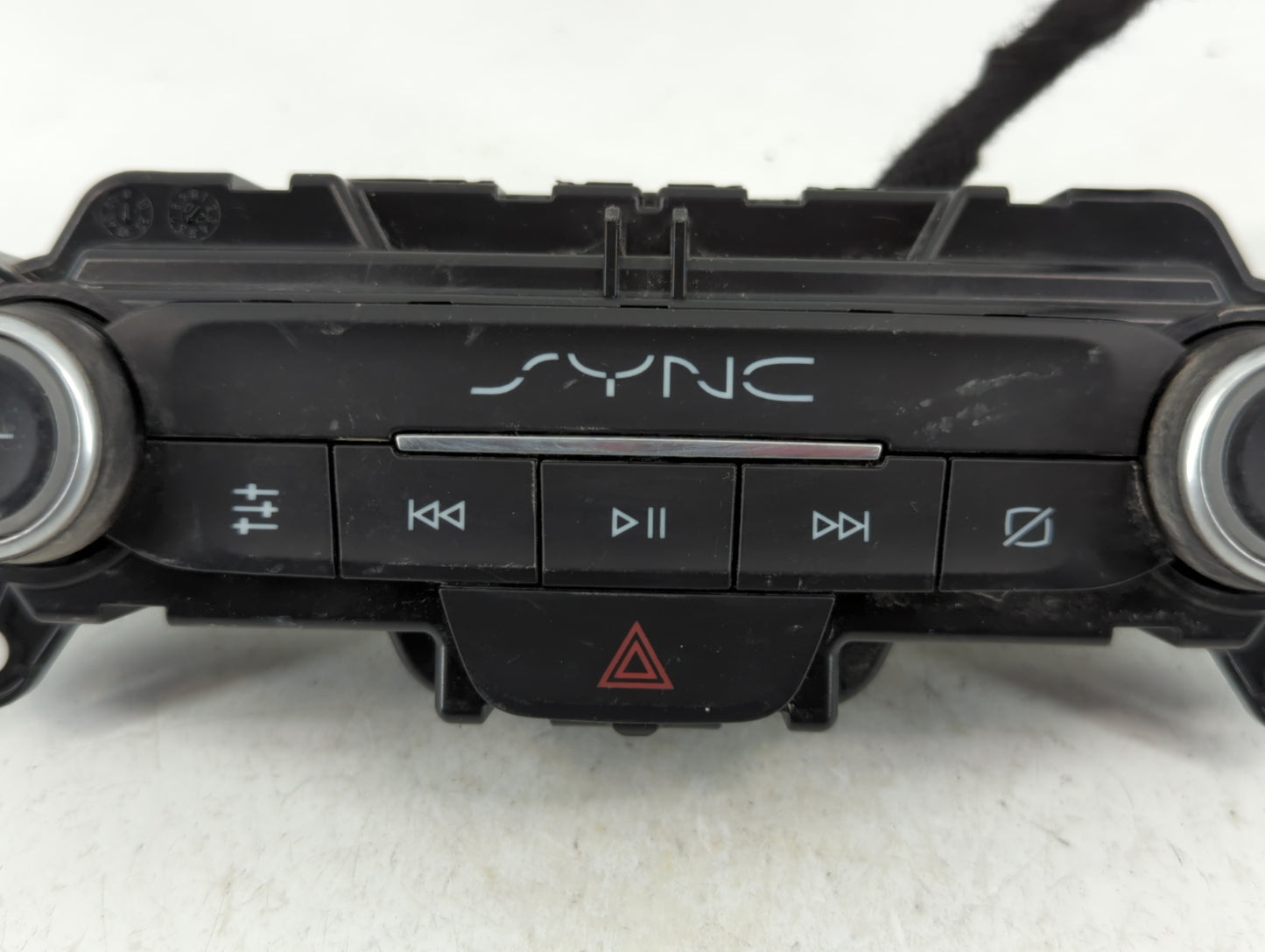 2019-2021 Ford Transit Radio AM FM Cd Player Receiver Replacement P/N:XXXX-18K811-XX Fits Fits 2019 2020 2021 OEM Used Auto 
