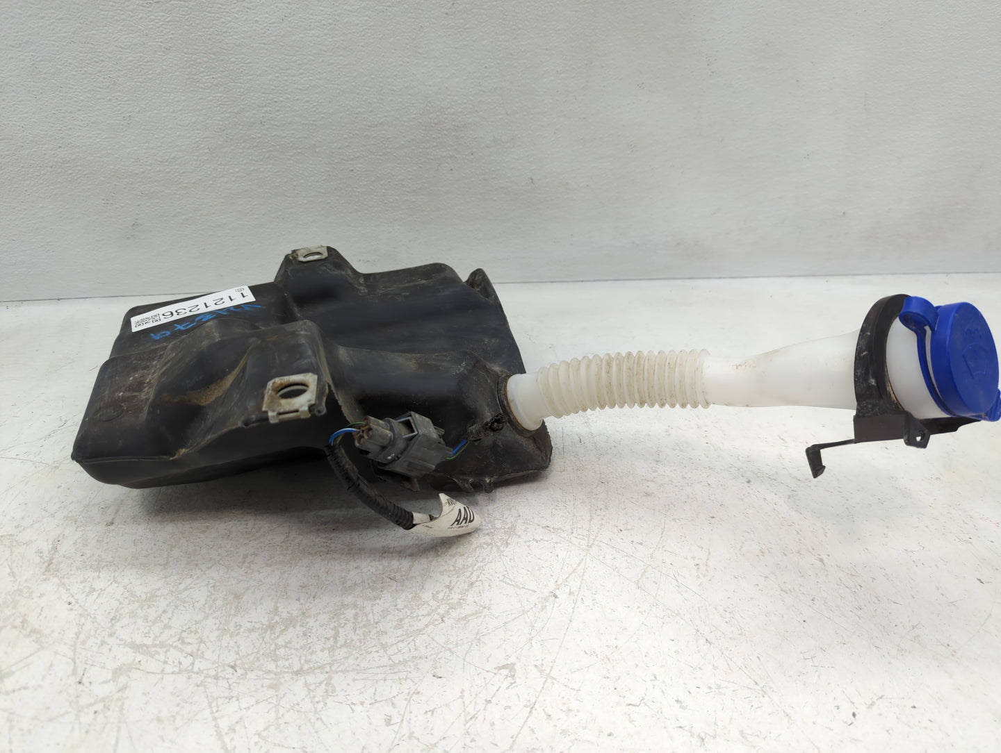 Ford Transit Windshield Washer Fluid Reservoir Bottle Oem - Oemusedautoparts1.com