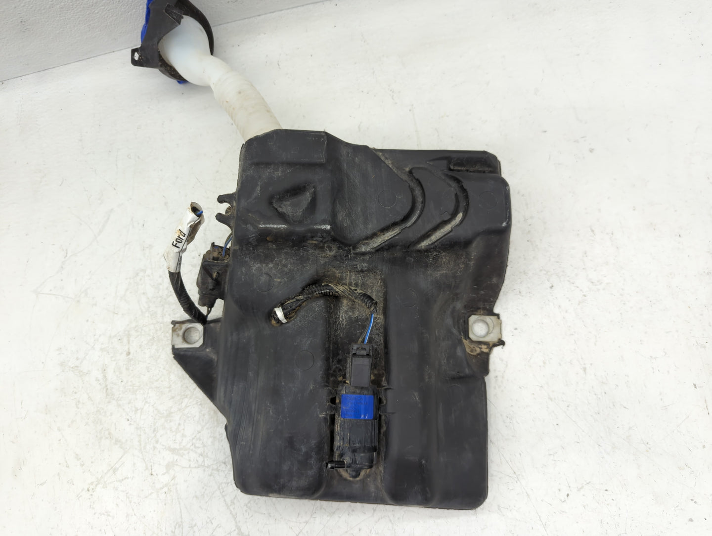 Ford Transit Windshield Washer Fluid Reservoir Bottle Oem - Oemusedautoparts1.com