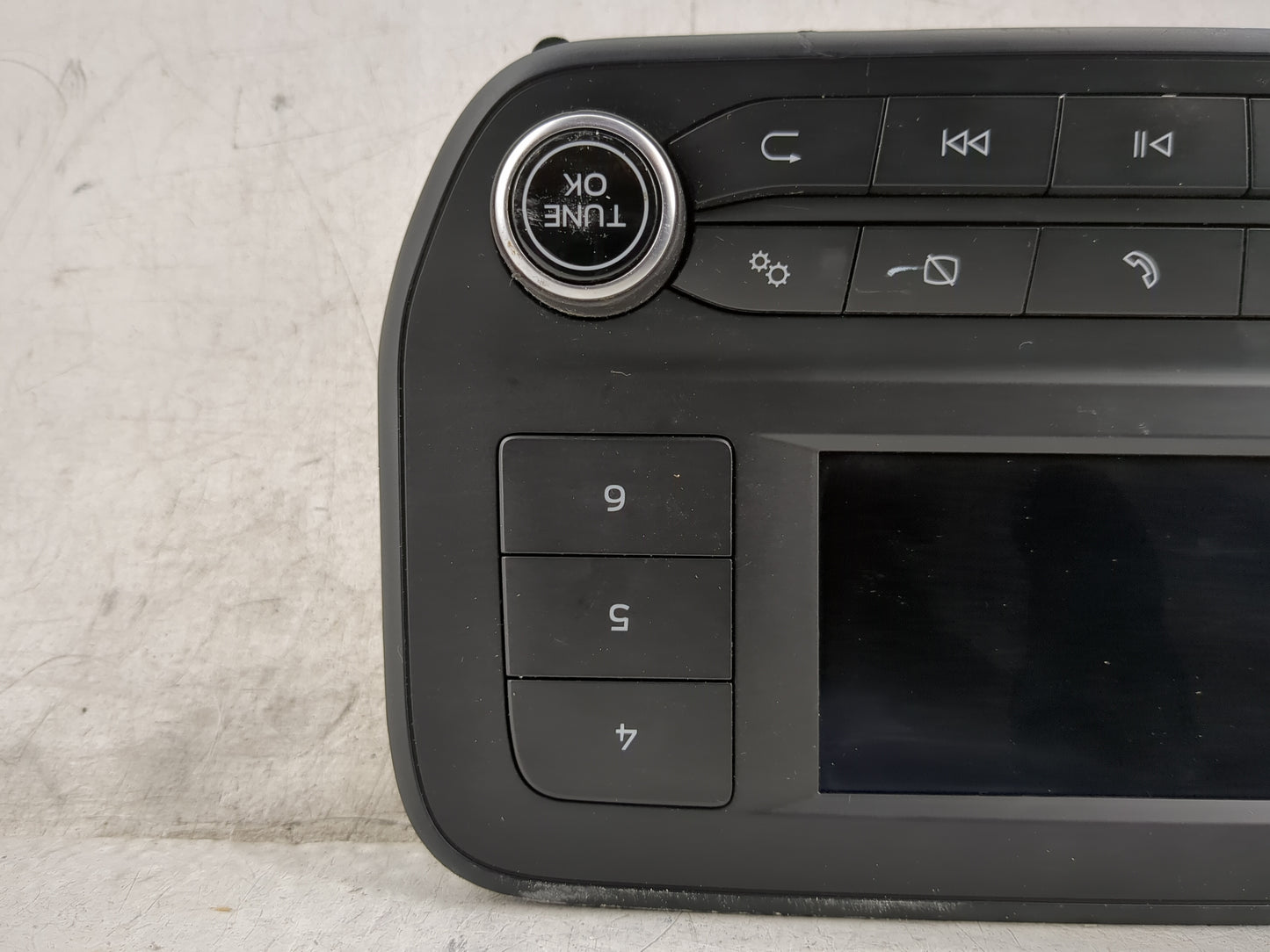 2021 Ford Transit 250 Radio AM FM Cd Player Receiver Replacement P/N:GN15-18K811-KG H1BT-18B95 Fits Fits 2020 2022 OEM Used 