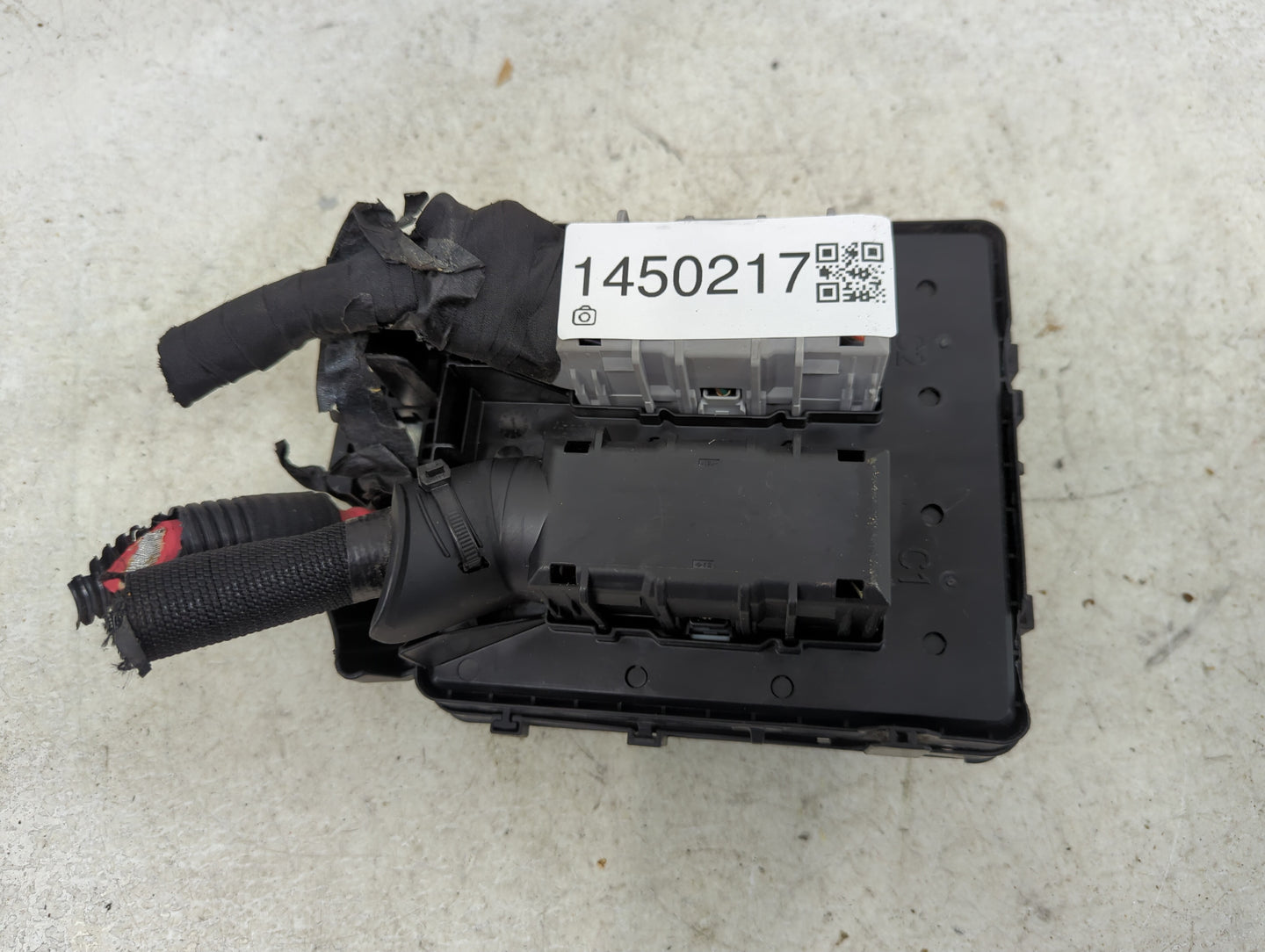2021 Ford Transit 250 Fusebox Fuse Box Panel Relay Module P/N:MK4T-14D068-MA 8T2T-14B192-BA Fits OEM Used Auto Parts - Oemus
