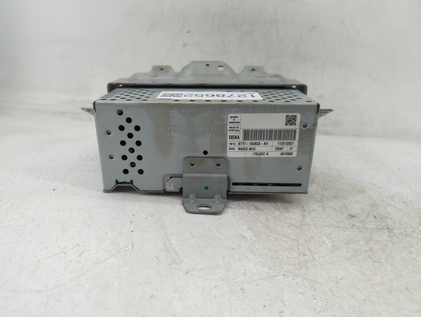 2020-2021 Ford Transit Connect Radio AM FM Cd Player Receiver Replacement P/N:KT1T-18D832-KV Fits Fits 2020 2021 OEM Used Au