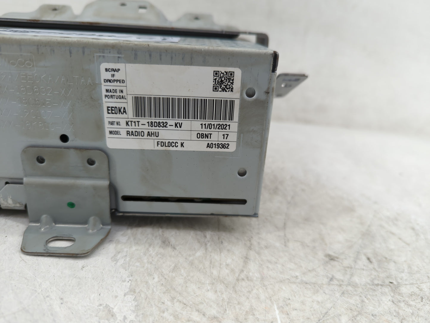 2020-2021 Ford Transit Connect Radio AM FM Cd Player Receiver Replacement P/N:KT1T-18D832-KV Fits Fits 2020 2021 OEM Used Au