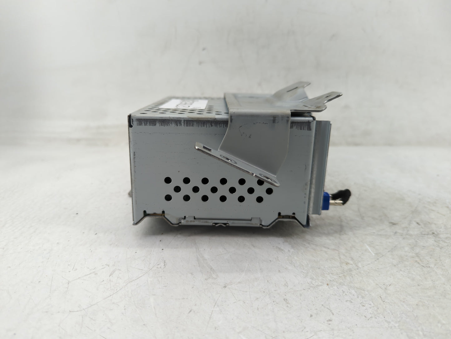 2020-2021 Ford Transit Connect Radio AM FM Cd Player Receiver Replacement P/N:KT1T-18D832-KV Fits Fits 2020 2021 OEM Used Au