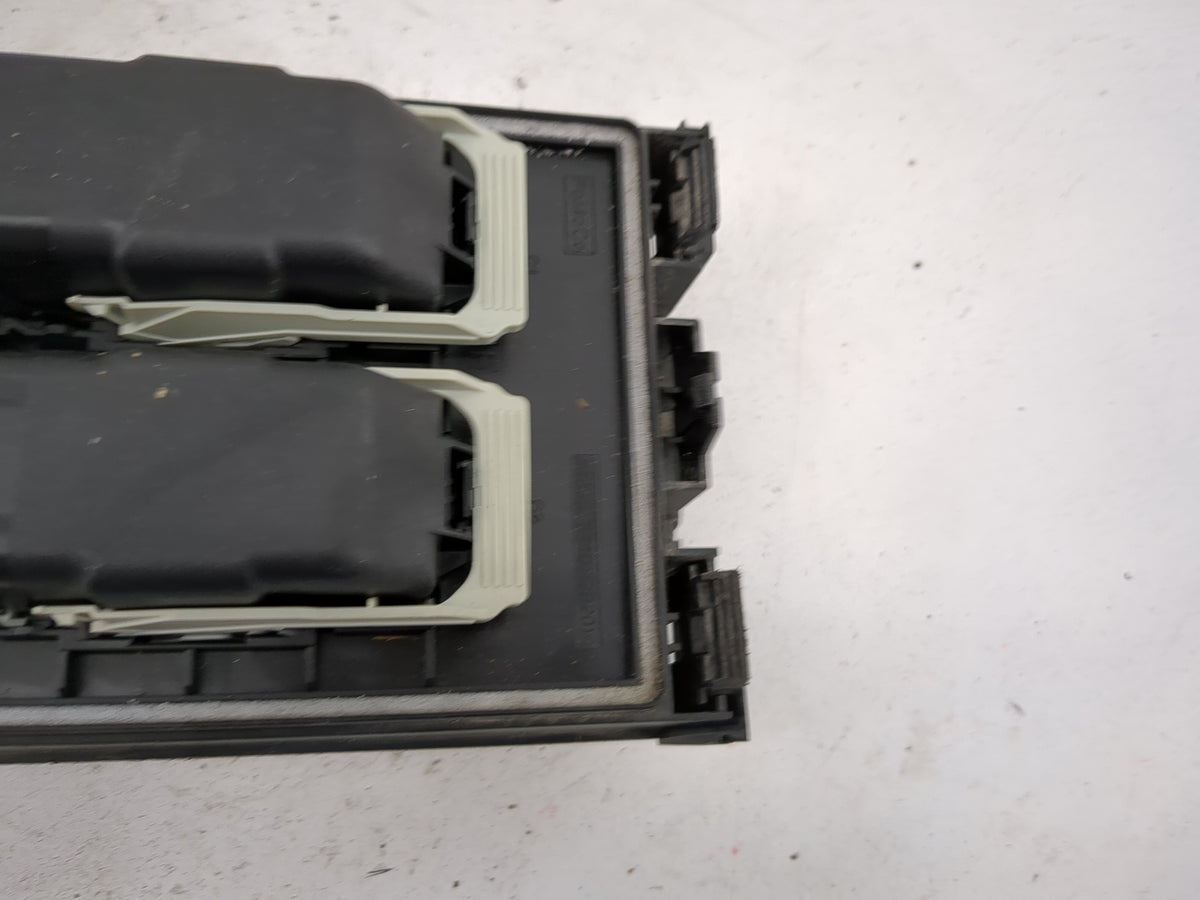 2019-2021 Ford Transit Connect Fusebox Fuse Box Panel Relay Module P/N:KT1T-14A003-AA Fits Fits 2019 2020 2021 OEM Used Auto
