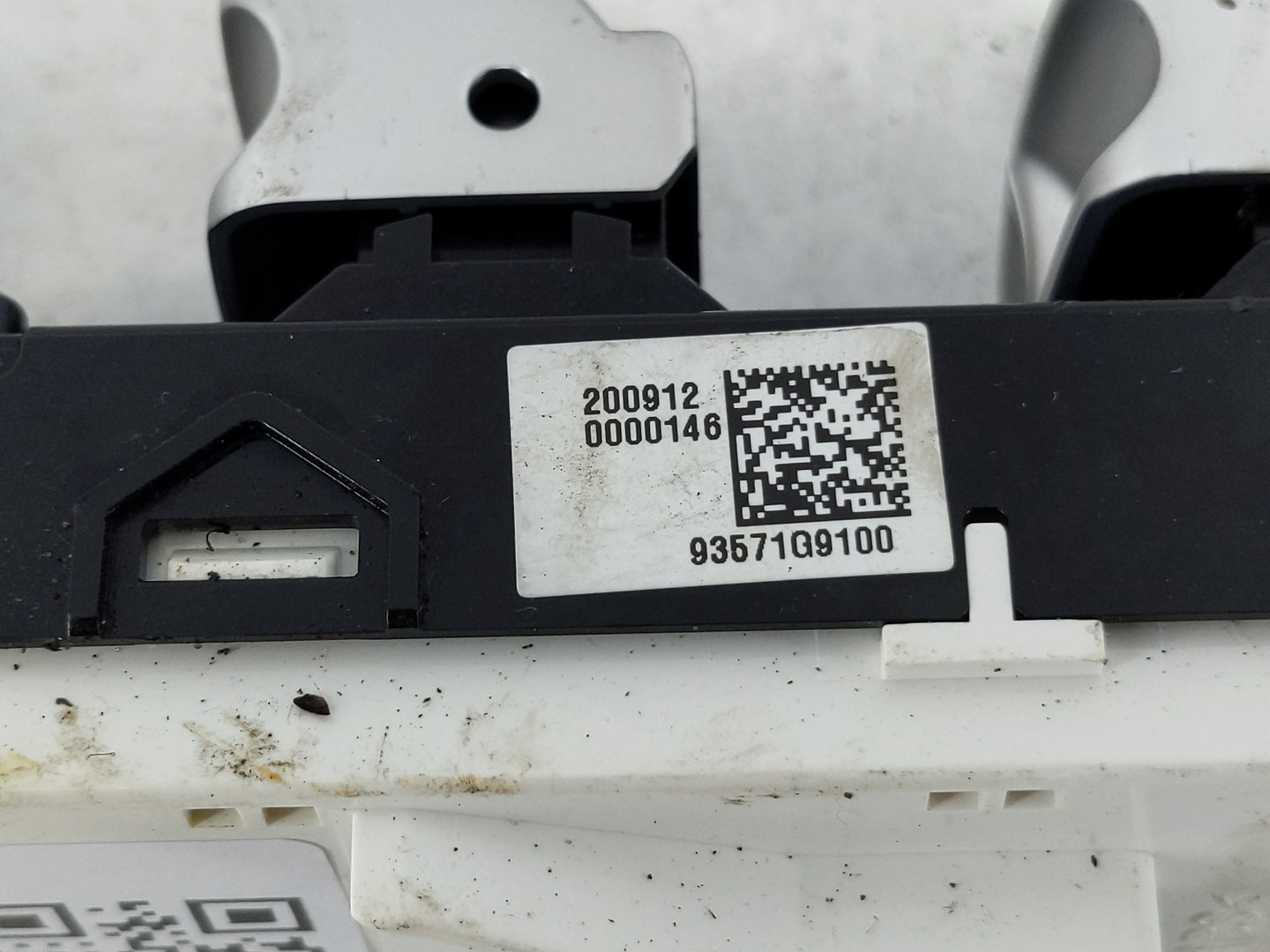 2019-2021 Genesis G70 Master Power Window Switch Replacement Driver Side Left Fits Fits 2019 2020 2021 OEM Used Auto Parts -