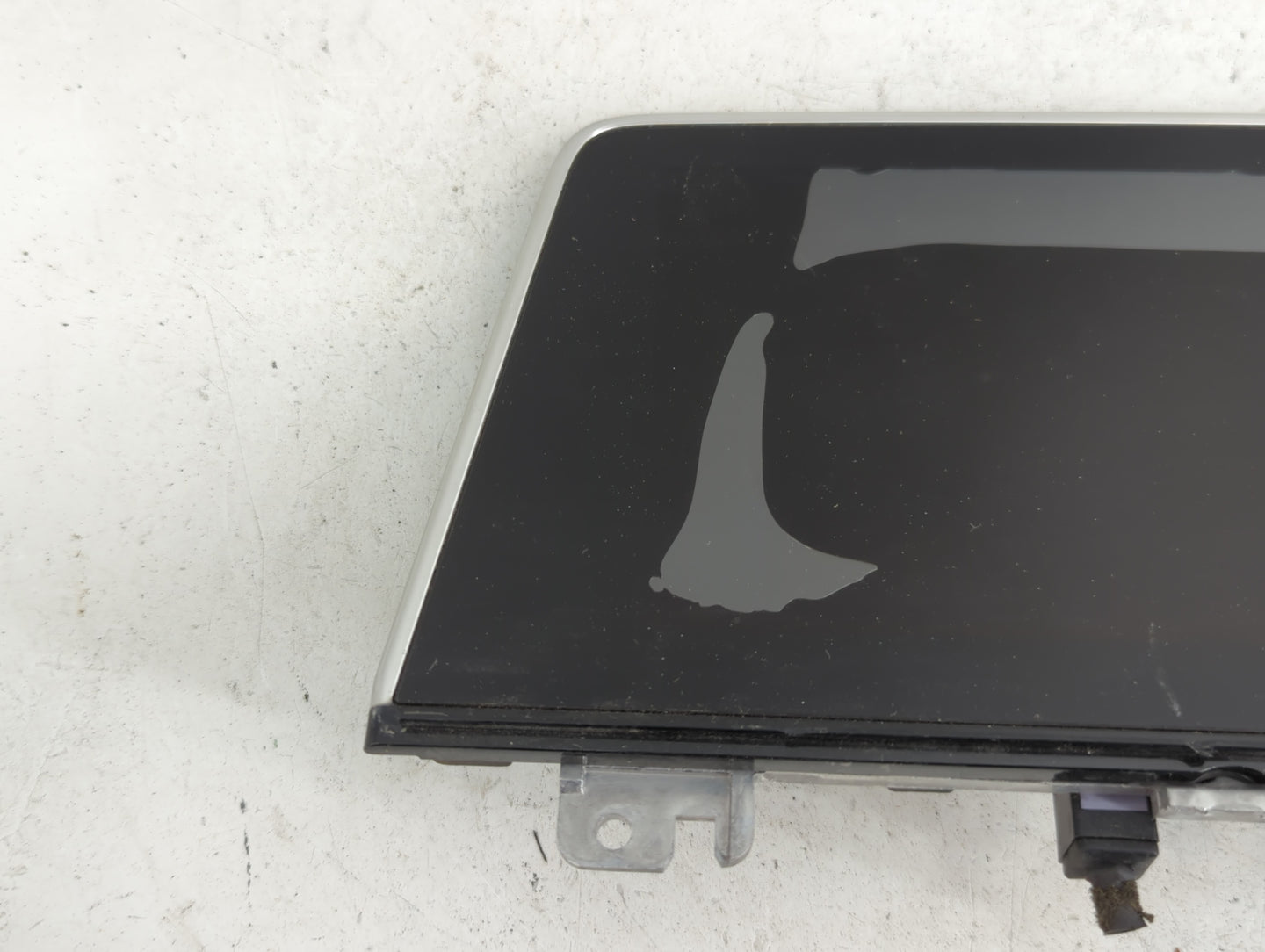 2019-2021 Genesis G70 Information Display Screen - Oemusedautoparts1.com