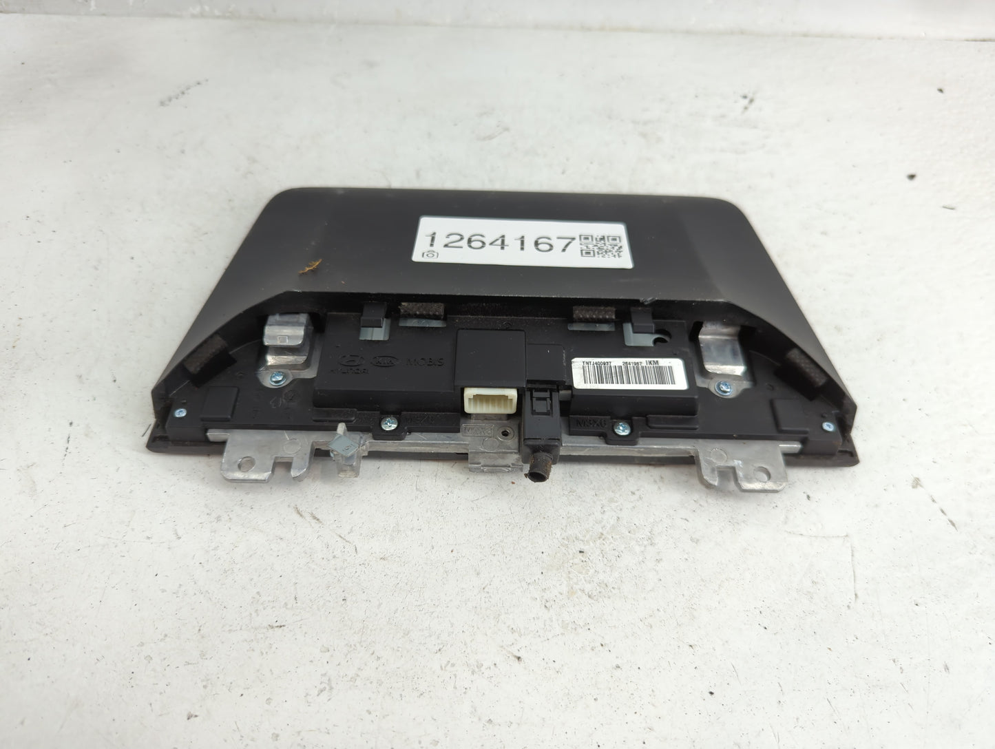 2019-2021 Genesis G70 Information Display Screen - Oemusedautoparts1.com