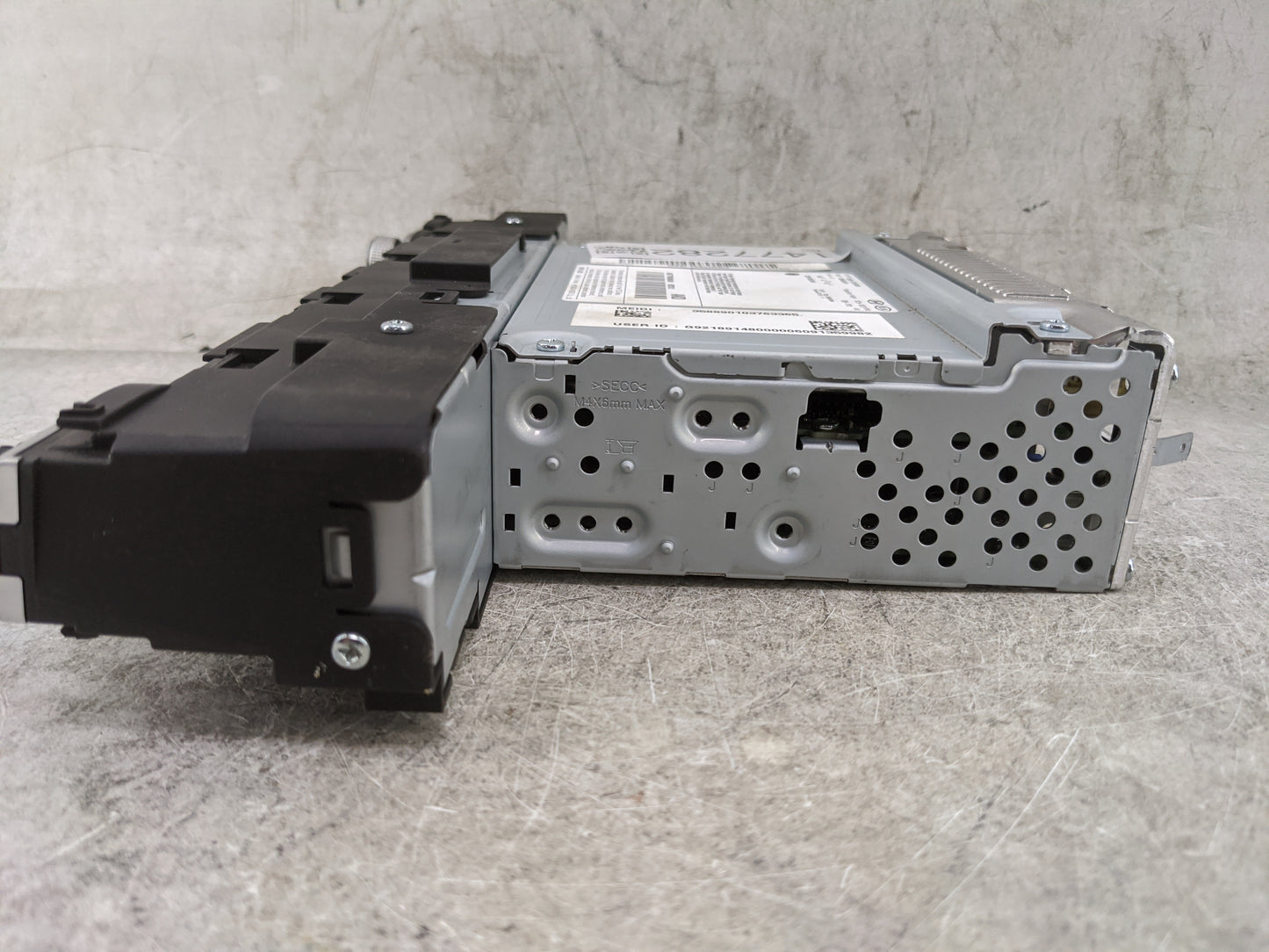 2019-2021 Genesis G70 Radio AM FM Cd Player Receiver Replacement P/N:96160-G9140VCA ADB40G9AN Fits Fits 2019 2020 2021 OEM U