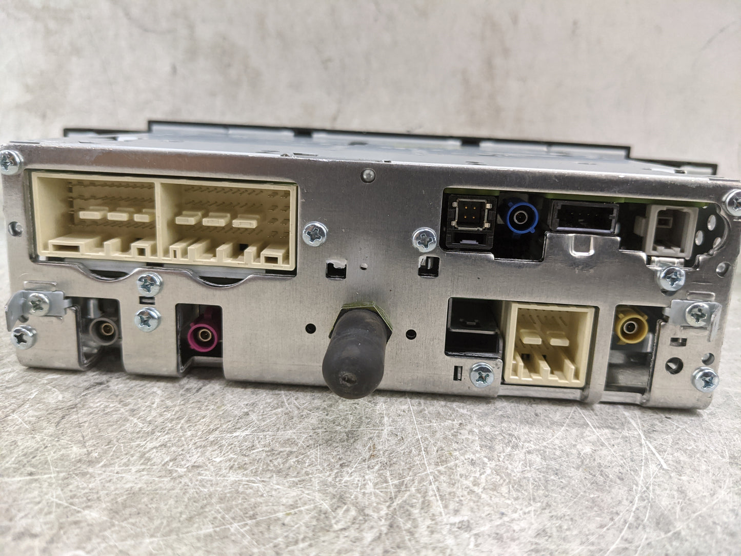 2019-2021 Genesis G70 Radio AM FM Cd Player Receiver Replacement P/N:96160-G9140VCA ADB40G9AN Fits Fits 2019 2020 2021 OEM U