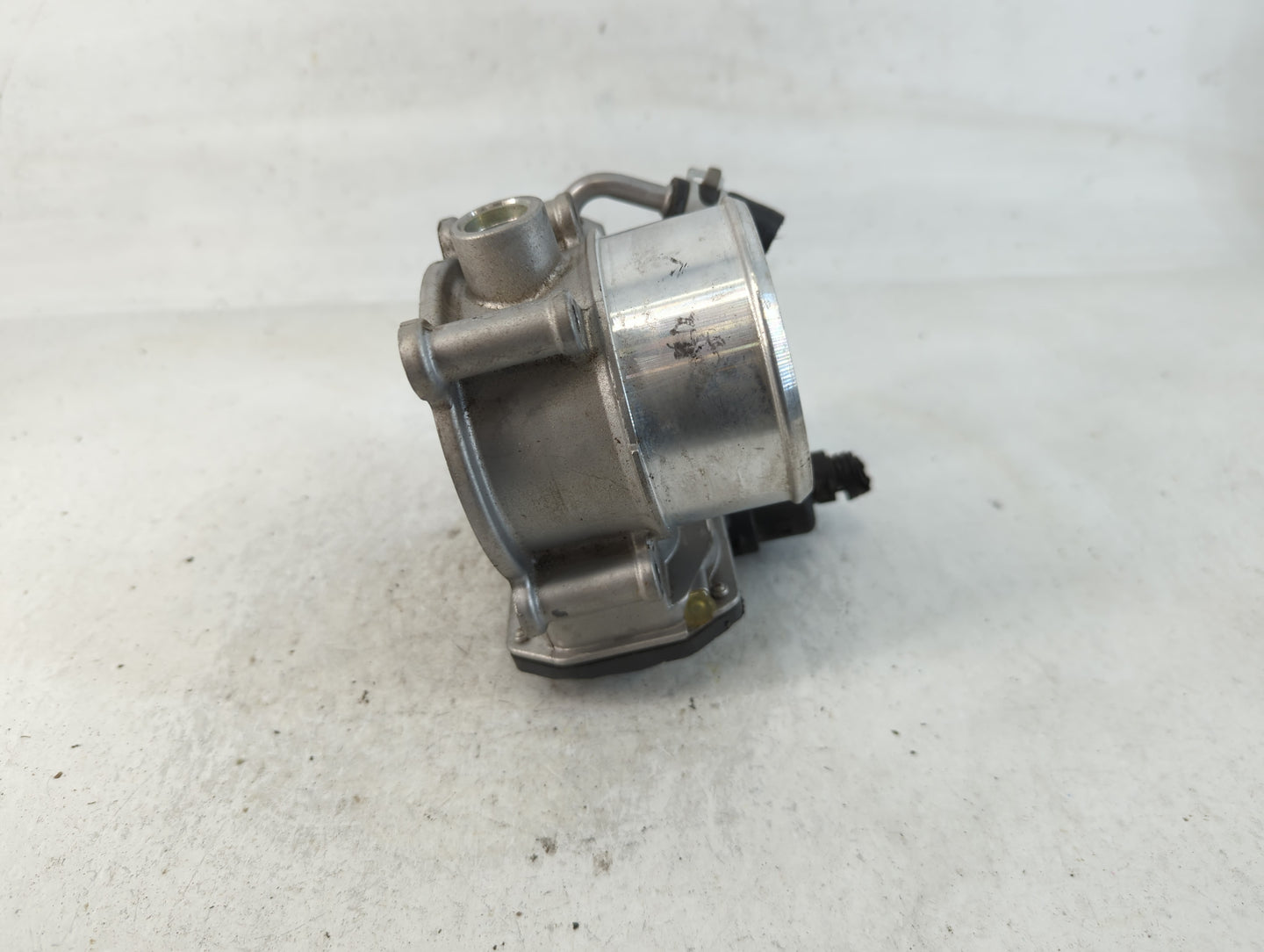 2019-2021 Genesis G70 Throttle Body P/N:35100-31000 Fits Fits 2017 2018 2019 2020 2021 OEM Used Auto Parts - Oemusedautopart