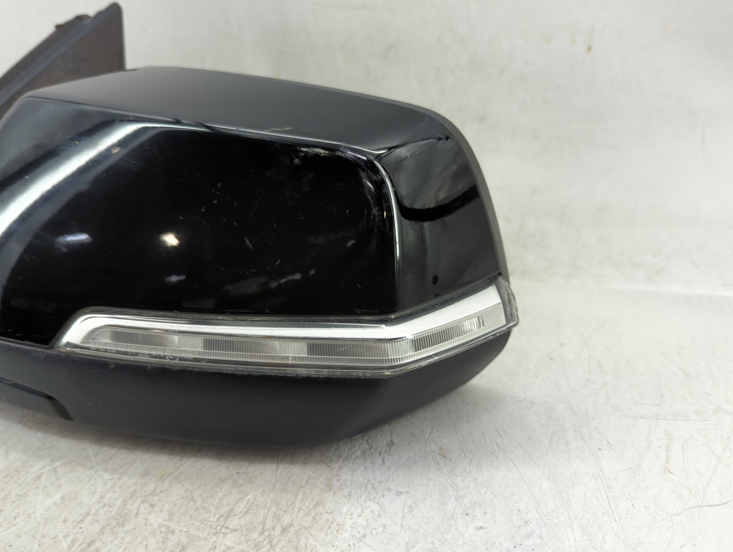 2020-2022 Gmc Acadia Driver Side View Mirror - Left Door Mirror OEM Used - Oemusedautoparts1.com