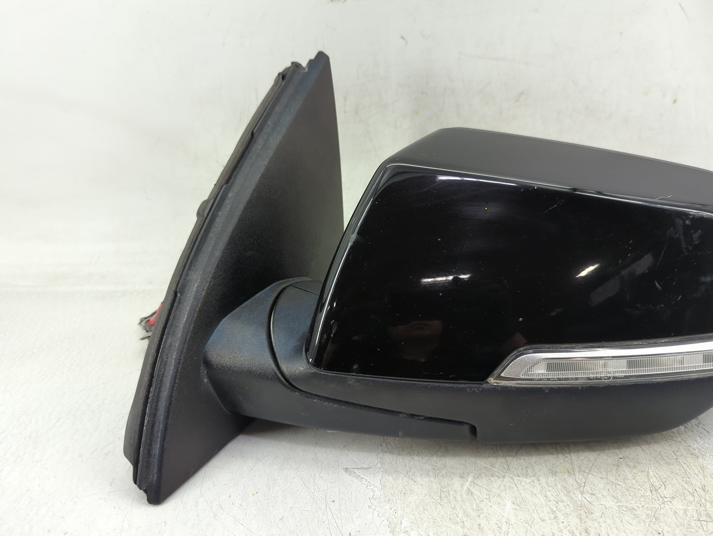 2020-2022 Gmc Acadia Driver Side View Mirror - Left Door Mirror OEM Used - Oemusedautoparts1.com