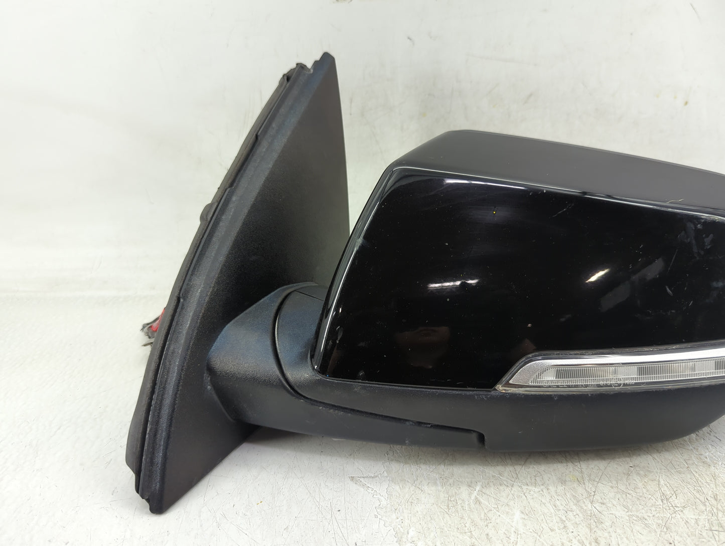 2020-2022 Gmc Acadia Driver Side View Mirror - Left Door Mirror OEM Used - Oemusedautoparts1.com