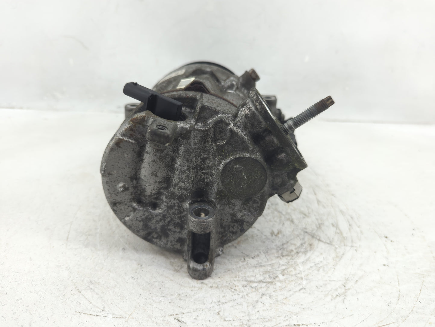 2017-2021 Gmc Acadia Air Conditioning A/c Ac Compressor Oem - Oemusedautoparts1.com