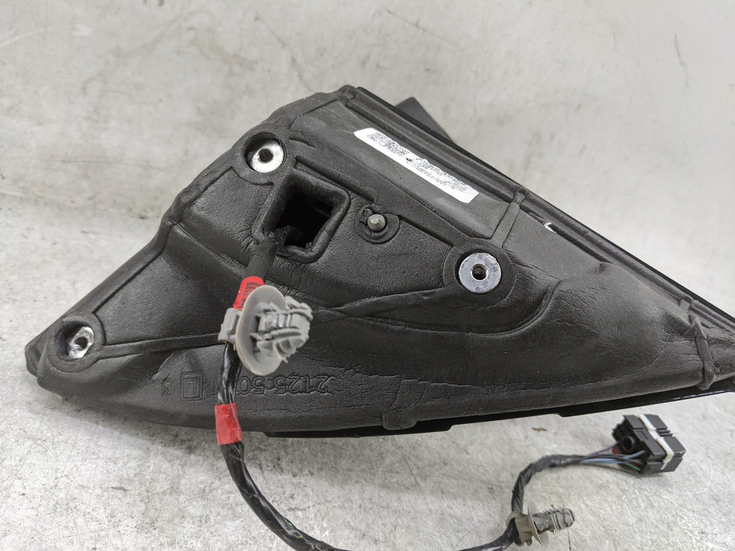 2020-2022 Gmc Acadia Driver Side View Mirror - Left Door Mirror OEM Used - Oemusedautoparts1.com
