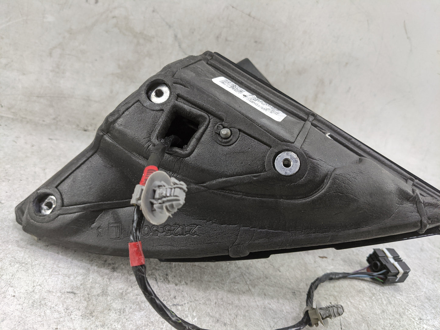 2020-2022 Gmc Acadia Driver Side View Mirror - Left Door Mirror OEM Used - Oemusedautoparts1.com