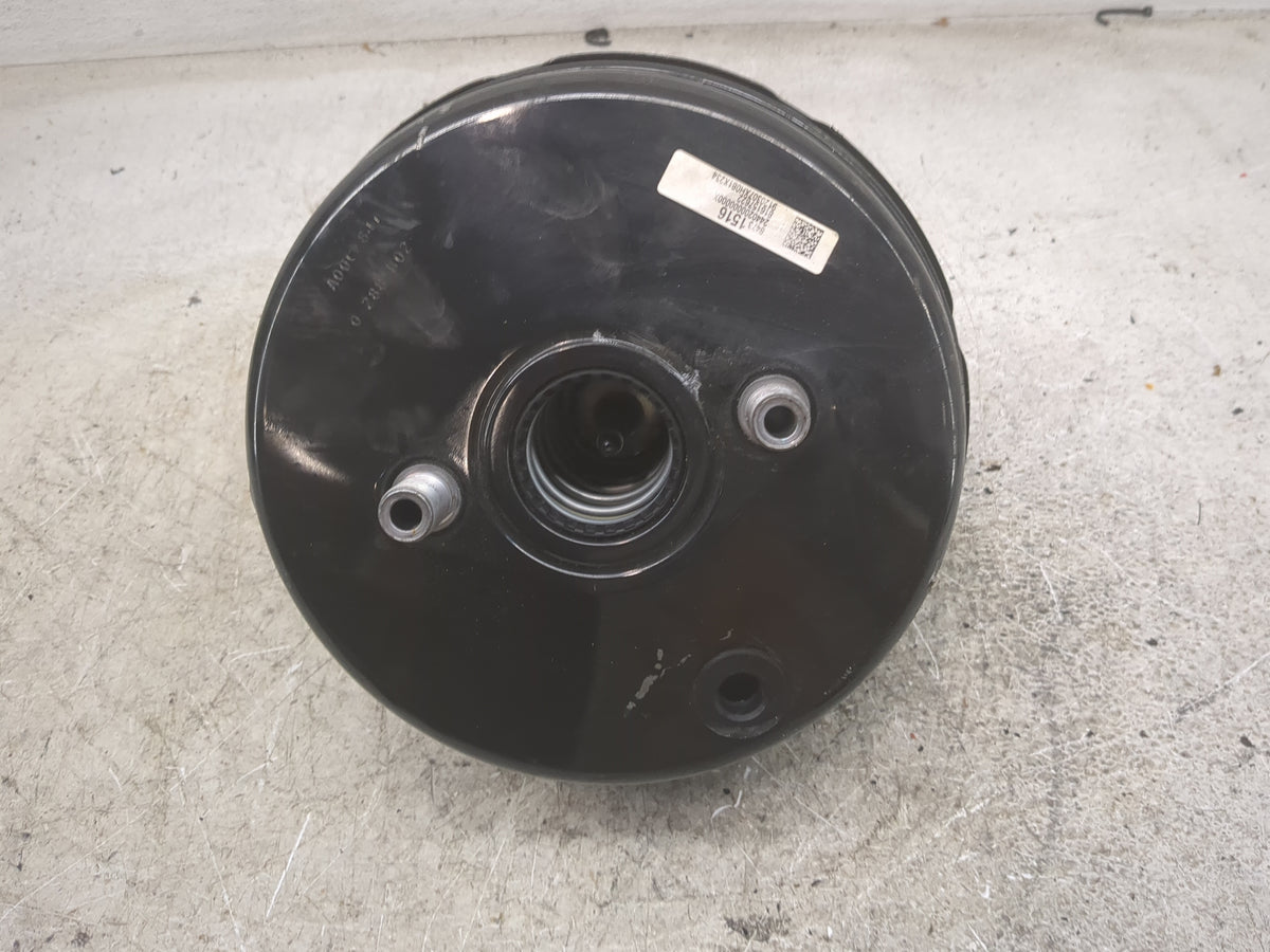 2017-2022 Gmc Acadia Power Brake Booster Oem 1500924 - Oemusedautoparts1.com