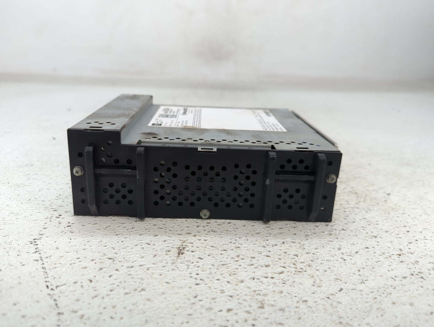2021 Gmc Canyon Radio AM FM Cd Player Receiver Replacement P/N:84988354 Fits Fits 2020 2022 OEM Used Auto Parts - Oemusedaut