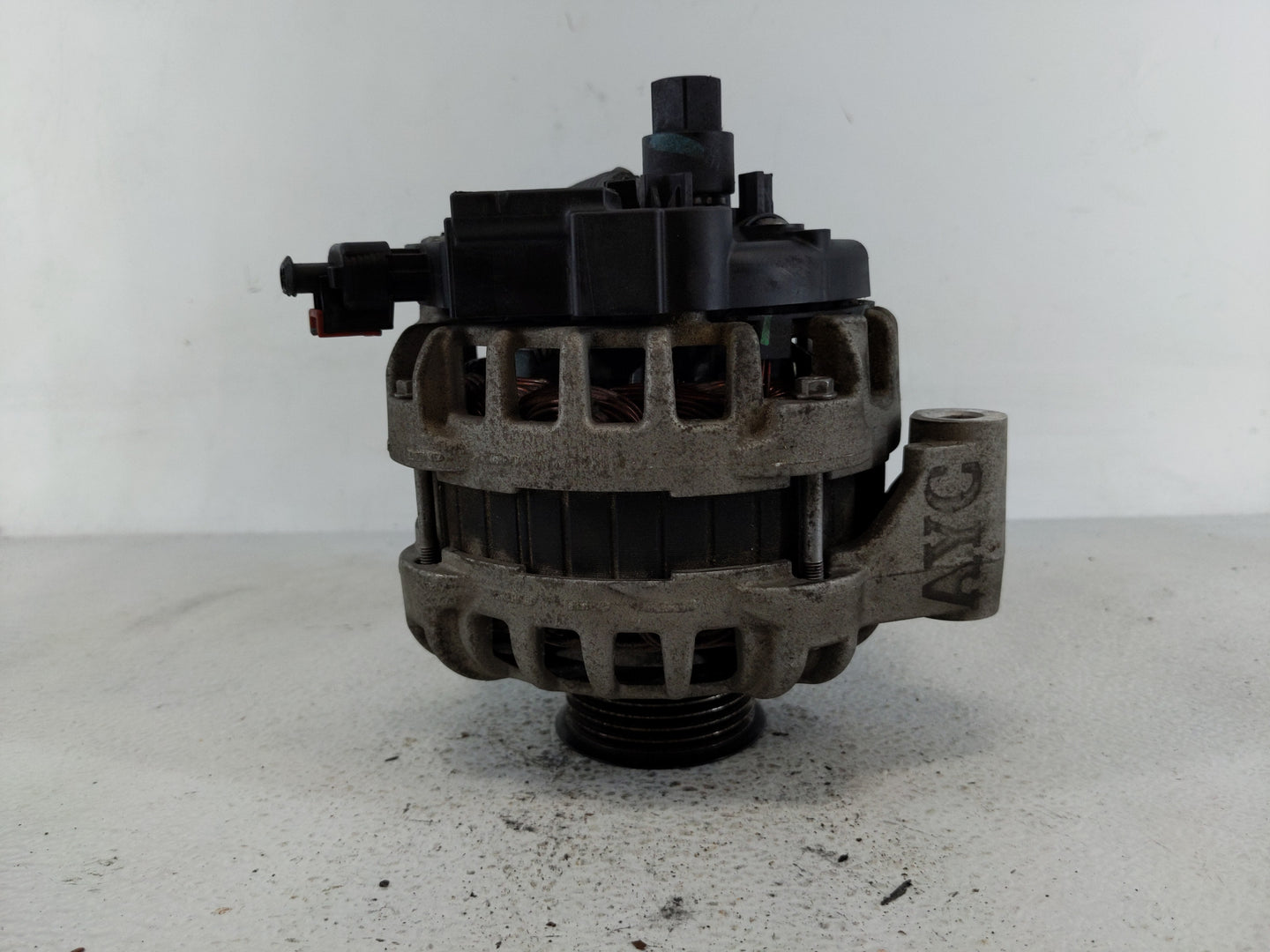 2016-2019 Gmc Savana 2500 Alternator Replacement Generator Charging Assembly Engine OEM P/N:84206550 Fits OEM Used Auto Part
