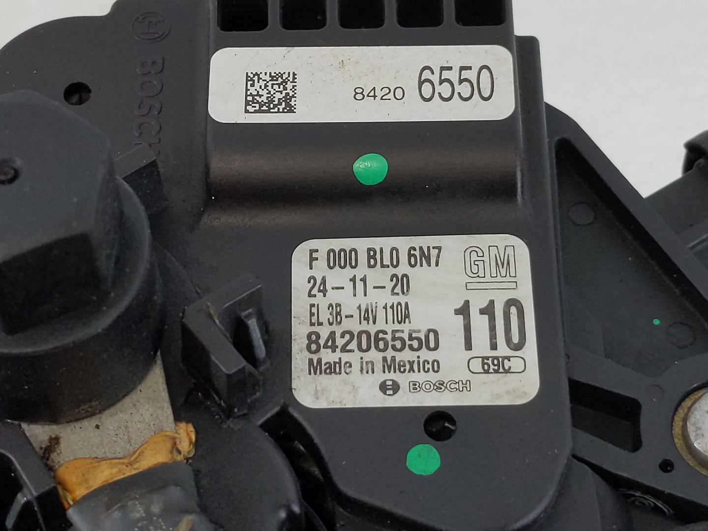 2016-2019 Gmc Savana 2500 Alternator Replacement Generator Charging Assembly Engine OEM P/N:84206550 Fits OEM Used Auto Part