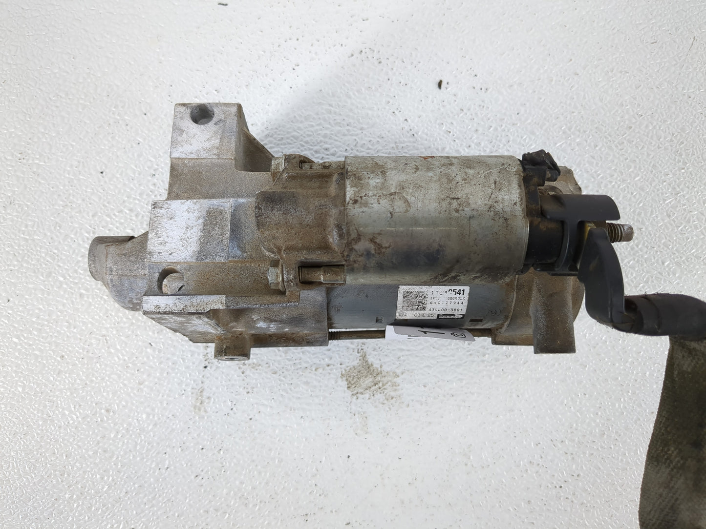 2019-2022 Gmc Sierra 1500 Car Starter Motor Solenoid OEM Fits Fits 2019 2020 2021 2022 OEM Used Auto Parts - Oemusedautopart