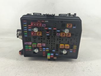 compare product 2019-2022 Gmc Sierra 1500 Fusebox Fuse Box Panel Relay Module P/N:84594608 Fits Fits 2019 2020 2021 2022 OEM Used Auto Parts